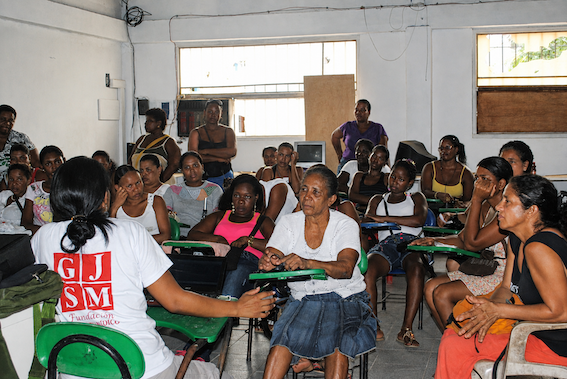 Actividad comunitaria de la Fundación